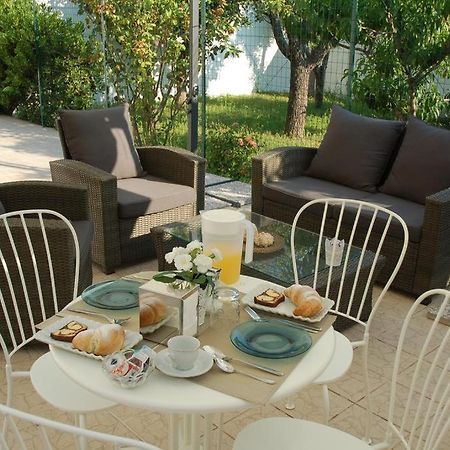 Bed and Breakfast Giardino Dei Frutti Bari Exterior foto